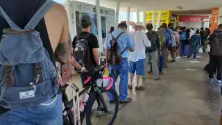 Los cruces al macizo Continental han salido completamente llenos debido al retorno de los más de tres mil  ciclistas