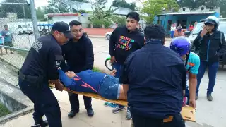 La conductora de una motocicleta provocó el impacto que dejó tres lesionados en Tekax