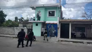 Los elementos de la Marina y Sedena acudieron al domicilio donde detruvieron a la pareja con droga y armas en Cozumel