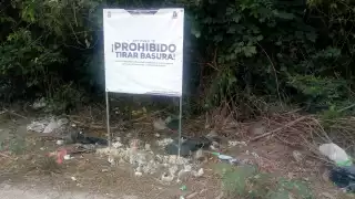 Desde hace dos décadas, vecinos de la Héctor Victoria en Kanasín tienen que lidiar con montones de desechos