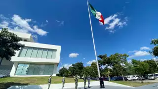 El Congreso de Yucatán realizó un homenaje por el Día de la Bandera