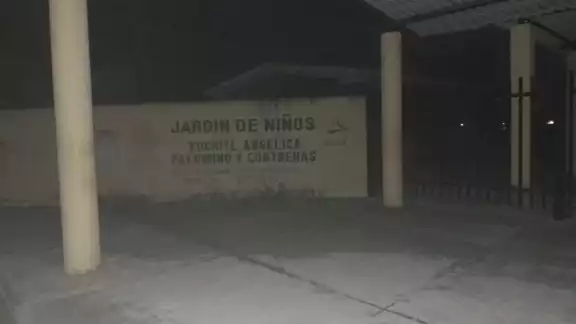 Madres de familia recordaron que el Director no ha realizado las gestiones necesarias