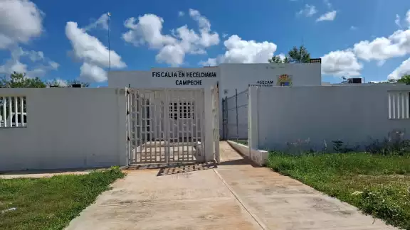 La fiscalía cita al comisario ejidal de Pomuch, Pedro Yam Poot, para aclarar disputa de tierras con Montecristo La fiscalía cita al comisario ejidal de Pomuch, Pedro Yam Poot, para aclarar disputa de tierras con Montecristo