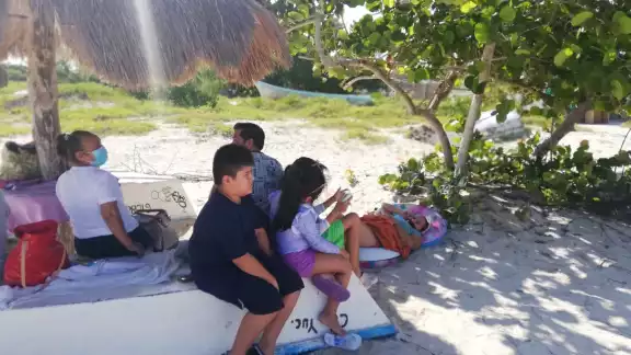 El clima del estado fue parte fundamental para que los bañistas aprovecharan el cálido mar El clima del estado fue parte fundamental para que los bañistas aprovecharan el cálido mar
