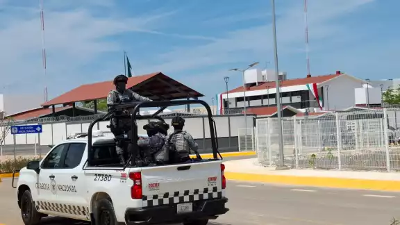 El llamado busca agilizar el tránsito de ganado y contener la amenaza del gusano barrenador, así como combatir el abigeato.


