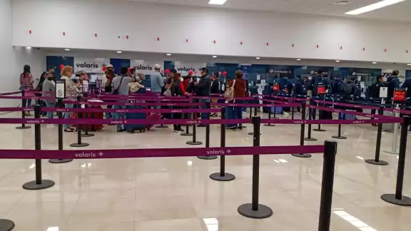 Uno de los vuelos llegará 10 minutos antes a su destino Uno de los vuelos llegará 10 minutos antes a su destino