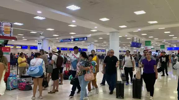 El vuelo cancelado a Chicago fue reprogramado para el día de mañana
