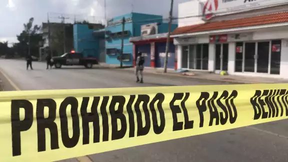 Los primeros en llegar a la escena fueron efectivos de la Secretaria de Marina Los primeros en llegar a la escena fueron efectivos de la Secretaria de Marina