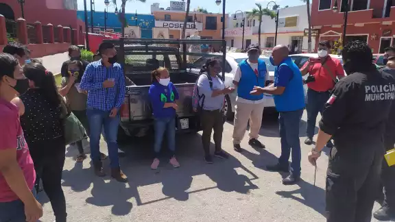 La policía municipal acudido al lugar para mediar la situación La policía municipal acudido al lugar para mediar la situación