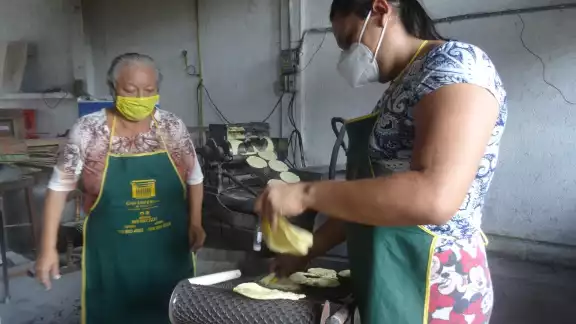 La alimentación básica de la población en el país es la tortilla