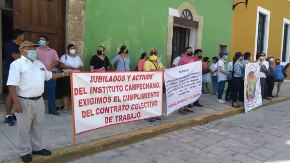 El año pasado se conformaron con el incremento de 1.9 por ciento, sin embargo, en esta ocasión ni eso quieren otorgarles El año pasado se conformaron con el incremento de 1.9 por ciento, sin embargo, en esta ocasión ni eso quieren otorgarles