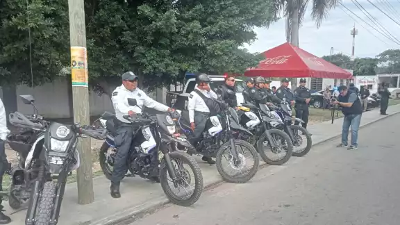 En José María Morelos da inicio el Operativo Guadalupe Reyes
En José María Morelos da inicio el Operativo Guadalupe Reyes