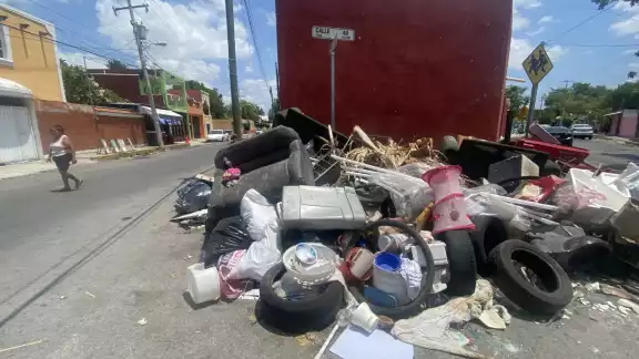 Regidores de Mérida critican que el Ayuntamiento no resuelva los acumulamientos de desperdicios Regidores de Mérida critican que el Ayuntamiento no resuelva los acumulamientos de desperdicios