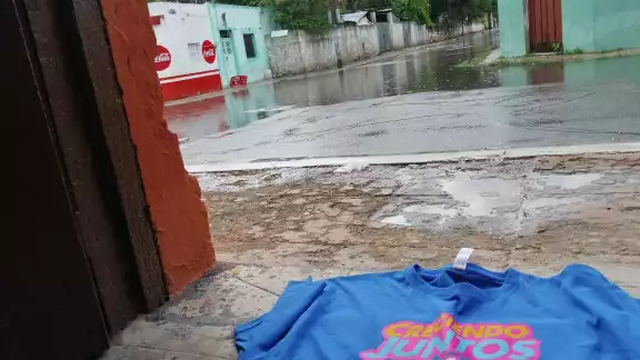 Vecinos de Comisarías de Mérida se quejan de la falta de atención de Renán Barrera Vecinos de Comisarías de Mérida se quejan de la falta de atención de Renán Barrera