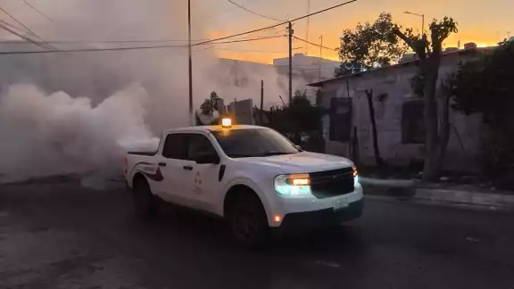 La Secretaría de Salud de Campeche mantendrá las fumigaciones en los municipios debido al aumento de casos de dengue La Secretaría de Salud de Campeche mantendrá las fumigaciones en los municipios debido al aumento de casos de dengue