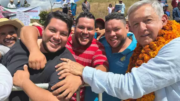 AMLO visita La Montaña en Ometepec, Guerrero y así lo presumió con esta foto