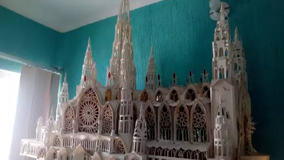 El artista yucateco menciona que este trabajo lo ha estado haciendo durante tres años El artista yucateco menciona que este trabajo lo ha estado haciendo durante tres años
