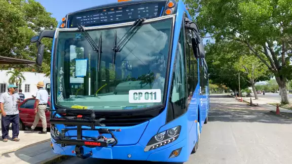 Autoridades esperaban unos 9 mil pasajeros durante el primer día