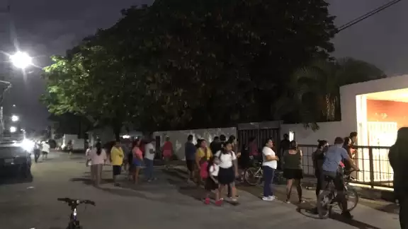70 menores acudieron a su primer día de clases en la primaria Niño Mexicano 70 menores acudieron a su primer día de clases en la primaria Niño Mexicano