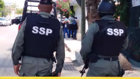 En el lugar se encuentran elementos de la Secretaría de Seguridad Pública, así como de la Guardia Nacional En el lugar se encuentran elementos de la Secretaría de Seguridad Pública, así como de la Guardia Nacional