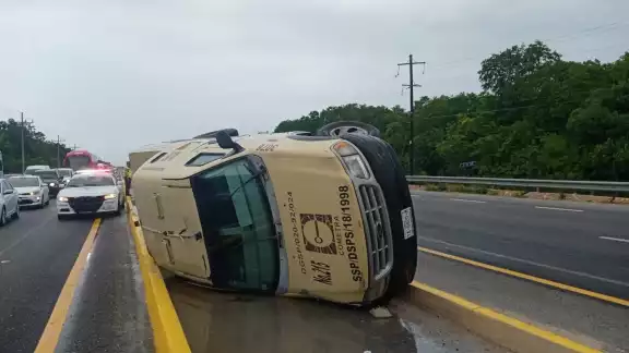 No se reportaron lesionados en el accidente No se reportaron lesionados en el accidente