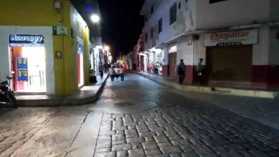 El Centro Histórico de Campeche luce sin vendedores ambulantes sobre la calle 53 El Centro Histórico de Campeche luce sin vendedores ambulantes sobre la calle 53
