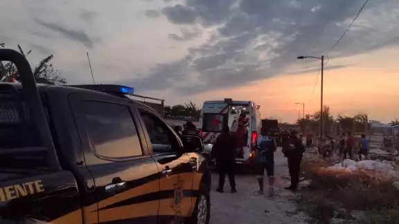 Se mantendrá especial vigilancia en toda esta comisaría. Se mantendrá especial vigilancia en toda esta comisaría.