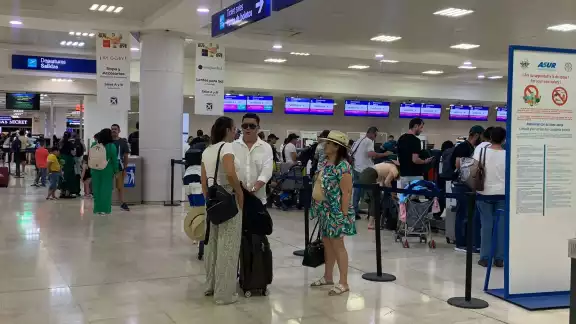 El aeropuerto de Cancún registra gran movilidad este sábado