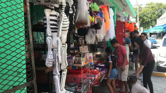 El Mercado 23 es un lugar en donde hay una gran variedad de platillos típicos de la región y antojitos El Mercado 23 es un lugar en donde hay una gran variedad de platillos típicos de la región y antojitos