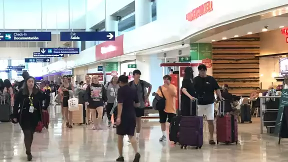 No se reportan demoras importantes, solo la cancelación de un vuelo a Orlando de JetBlue No se reportan demoras importantes, solo la cancelación de un vuelo a Orlando de JetBlue