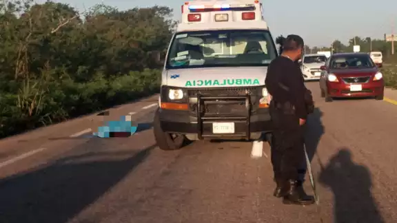 Al lugar de los hechos arribaron las unidades de la Policía Municipal de Motul y Baca, Al lugar de los hechos arribaron las unidades de la Policía Municipal de Motul y Baca,