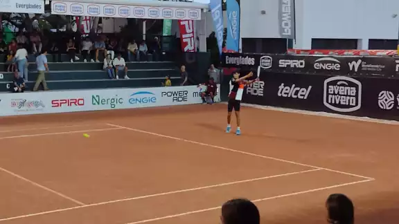 Rodrigo Pacheco busca pasar a la semifinal de la Copa Mundial Yucatán Juvenil de Tenis Rodrigo Pacheco busca pasar a la semifinal de la Copa Mundial Yucatán Juvenil de Tenis