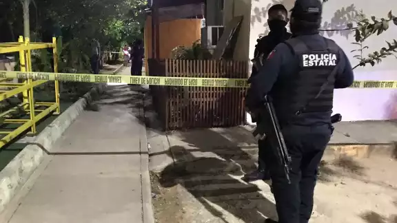 E lugar es resguardado por elementos de seguridad E lugar es resguardado por elementos de seguridad