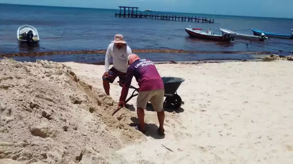 El balneario era el más erosionado de Playa del Carmen y ahora vuelve a contar con un aproximado de entre 7 y 8 metros de arenal, cuando antes apenas tenía uno El balneario era el más erosionado de Playa del Carmen y ahora vuelve a contar con un aproximado de entre 7 y 8 metros de arenal, cuando antes apenas tenía uno