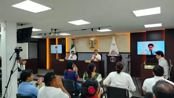 Firma de convenio impulsa desarrollo profesional e inclusión en Campeche