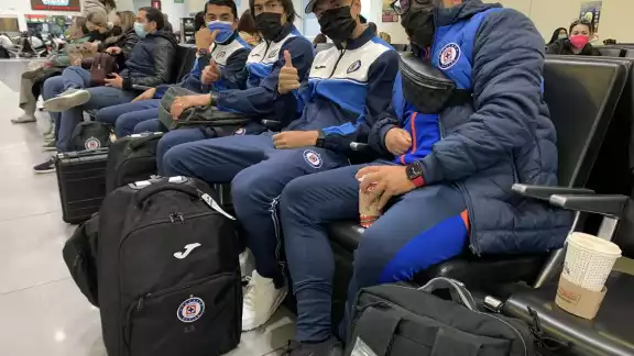 A las 8:00 de la mañana de este 24 de diciembre, salieron el Aeropuerto Internacional de la CDMX A las 8:00 de la mañana de este 24 de diciembre, salieron el Aeropuerto Internacional de la CDMX