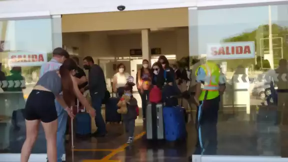 En el transcurso de la mañana, arribaron más de 209 pasajeros a Campeche En el transcurso de la mañana, arribaron más de 209 pasajeros a Campeche