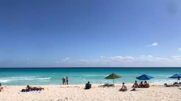 conoce las playas mas populares de Cancún y sus características conoce las playas mas populares de Cancún y sus características