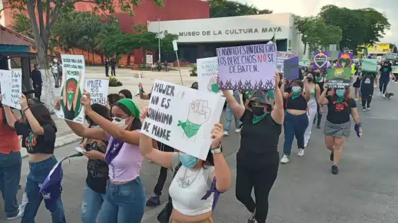Ariadne Song Anguas denunció amenazas en Chetumal, pidiendo protección policiaca las 24 horas del día Ariadne Song Anguas denunció amenazas en Chetumal, pidiendo protección policiaca las 24 horas del día
