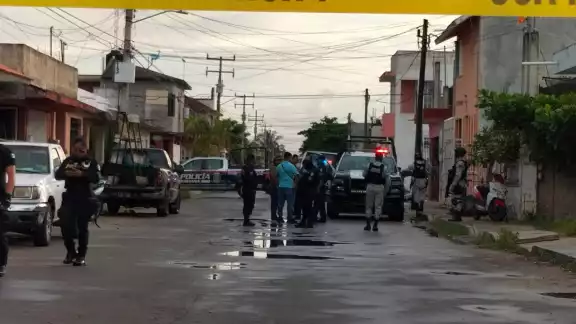 Al lugar llegaron elementos policiales, así como de la Guardia Nacional