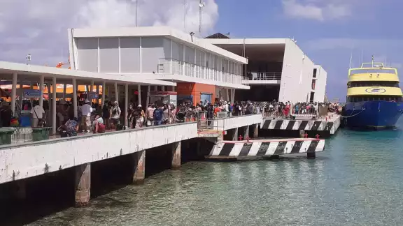 A diferencia de Winjet, la Empresa Ultramar no está habilitando corridas extras A diferencia de Winjet, la Empresa Ultramar no está habilitando corridas extras