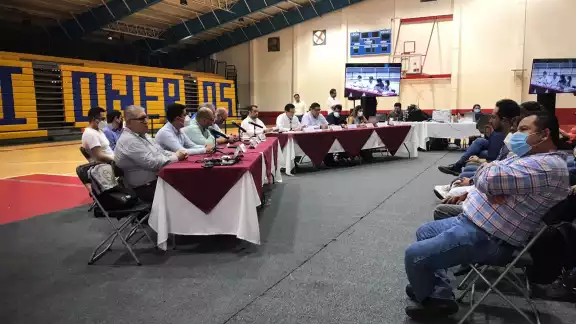 El Gimnasio Kuchil Baxal en Cancún es la sede de esta reunión con la ciudadanía interesada convocada por la Semarnat sobre el Tren Maya en Quintana Roo El Gimnasio Kuchil Baxal en Cancún es la sede de esta reunión con la ciudadanía interesada convocada por la Semarnat sobre el Tren Maya en Quintana Roo