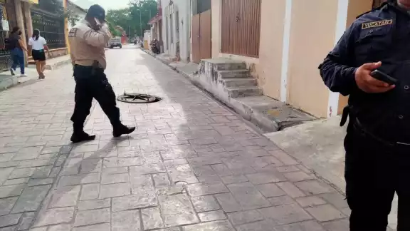 El Centro de Izamal lleva horas sin energía eléctrica El Centro de Izamal lleva horas sin energía eléctrica