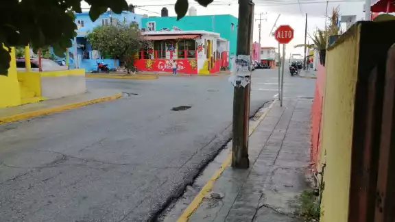 Un día antes la CFE operó la planta móvil de energía, estacionada en la pista aérea Un día antes la CFE operó la planta móvil de energía, estacionada en la pista aérea