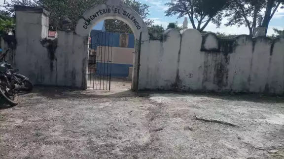 El Ayuntamiento les entrega 99 mil 242 pesos, de los que 78 mp se destinan al pago a los 38 trabajadores El Ayuntamiento les entrega 99 mil 242 pesos, de los que 78 mp se destinan al pago a los 38 trabajadores