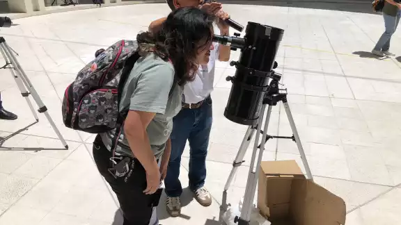 Yucatecos están interesados en presenciar el Eclipse Solar Yucatecos están interesados en presenciar el Eclipse Solar
