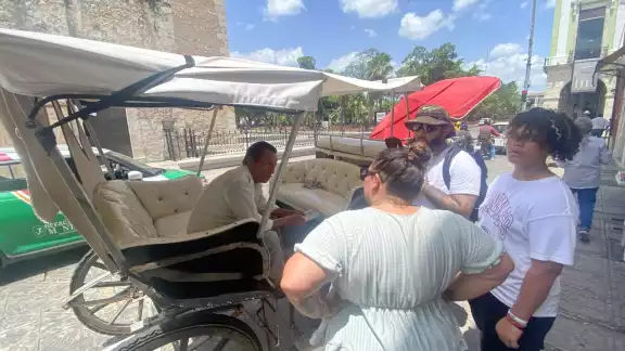 Las calesas son una opción para recorrer Mérida Las calesas son una opción para recorrer Mérida