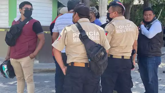 Tras el hecho el joven fue enviado a un hospital donde permanece en terapia intensiva Tras el hecho el joven fue enviado a un hospital donde permanece en terapia intensiva