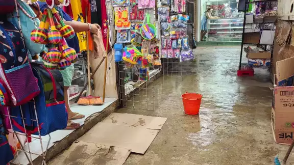 Acusan mal estado del inmueble Acusan mal estado del inmueble
