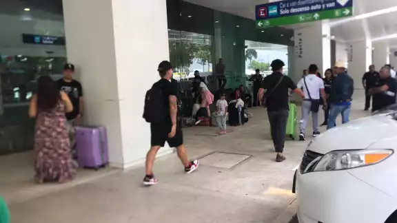 Se destacan las 286 salidas a destinos internacionales